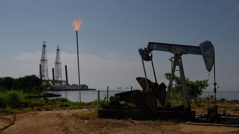 Trump says US reaches deal with Venezuela to control 65 billion barrels of country’s oil reserves