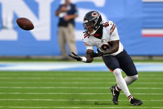 Aug 29, 2026; Nashville, Tennessee, USA;  Chicago Bears wide receiver Zavion Thomas (81) makes a catch against the Tennessee Titans during the second quarter at Nissan Stadium.  Mandatory Credit: Steve Roberts-Imagn Images