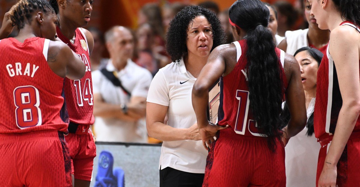 Team USA Slips By Italy In FIBA World Cup