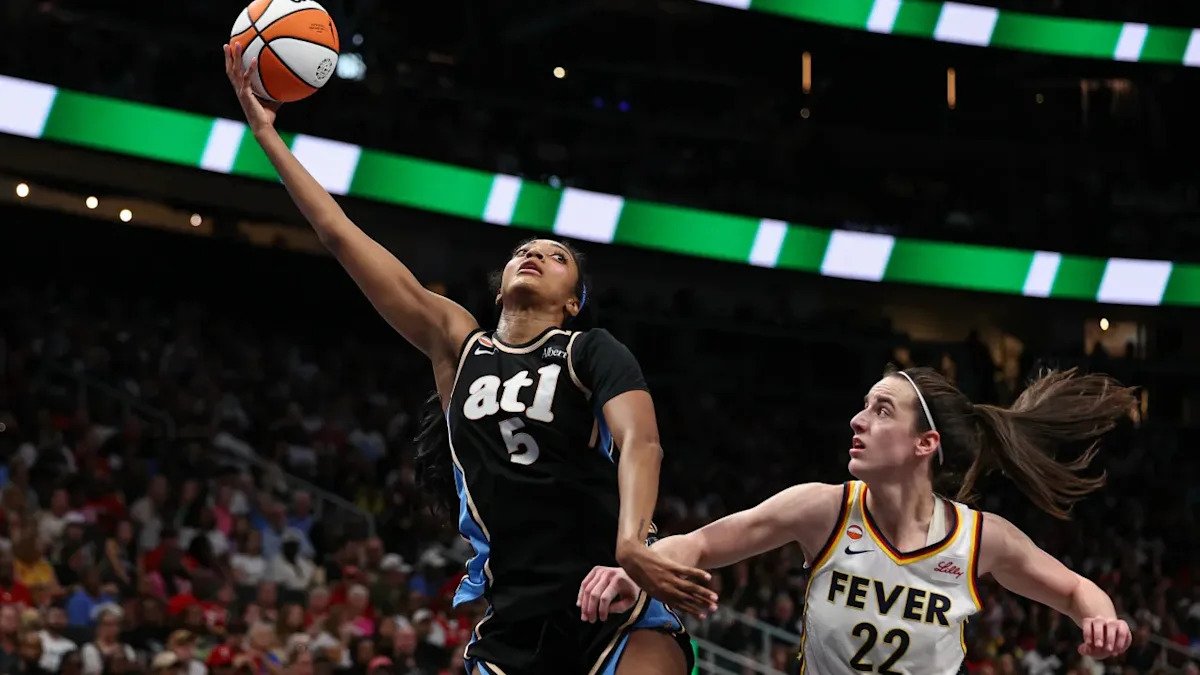 Caitlin Clark and Angel Reese showed off their chemistry in Team USA's win over Czechia