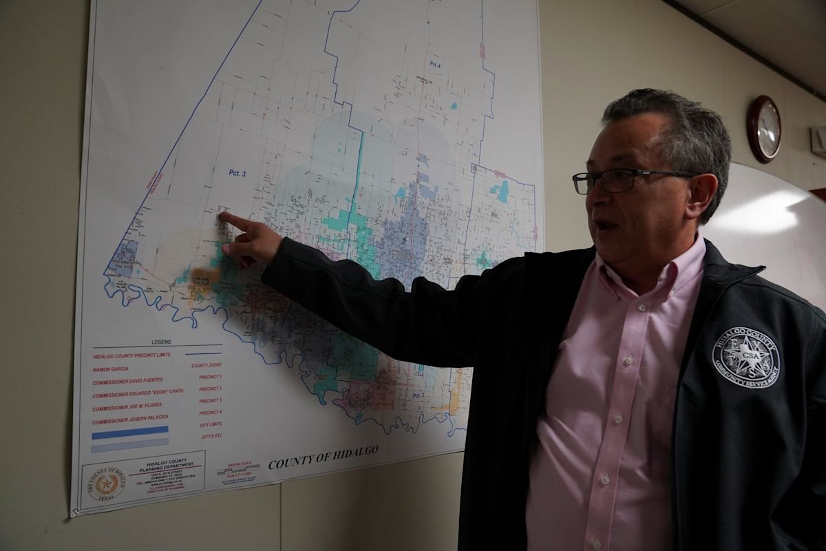 Census proposes to stop counting undocumented immigrants for House seats