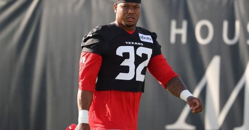 Jul 30, 2026; Houston, Texas, USA; Houston Texans running back David Montgomery (32) during training camp at Houston Methodist Training Center. Mandatory Credit: Troy Taormina-Imagn Images | Texas