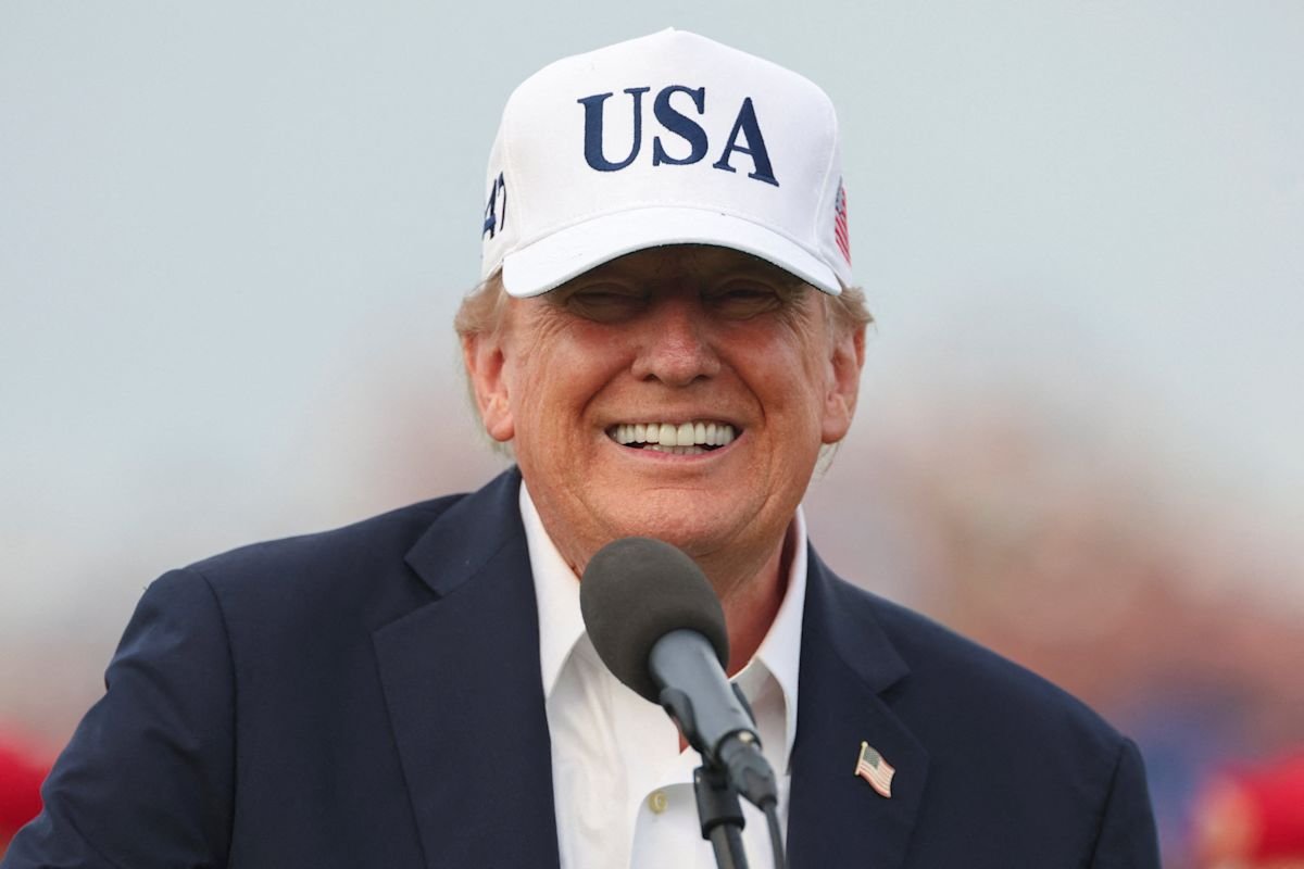 Trump says he plans to remove US tariff on Irish whiskey