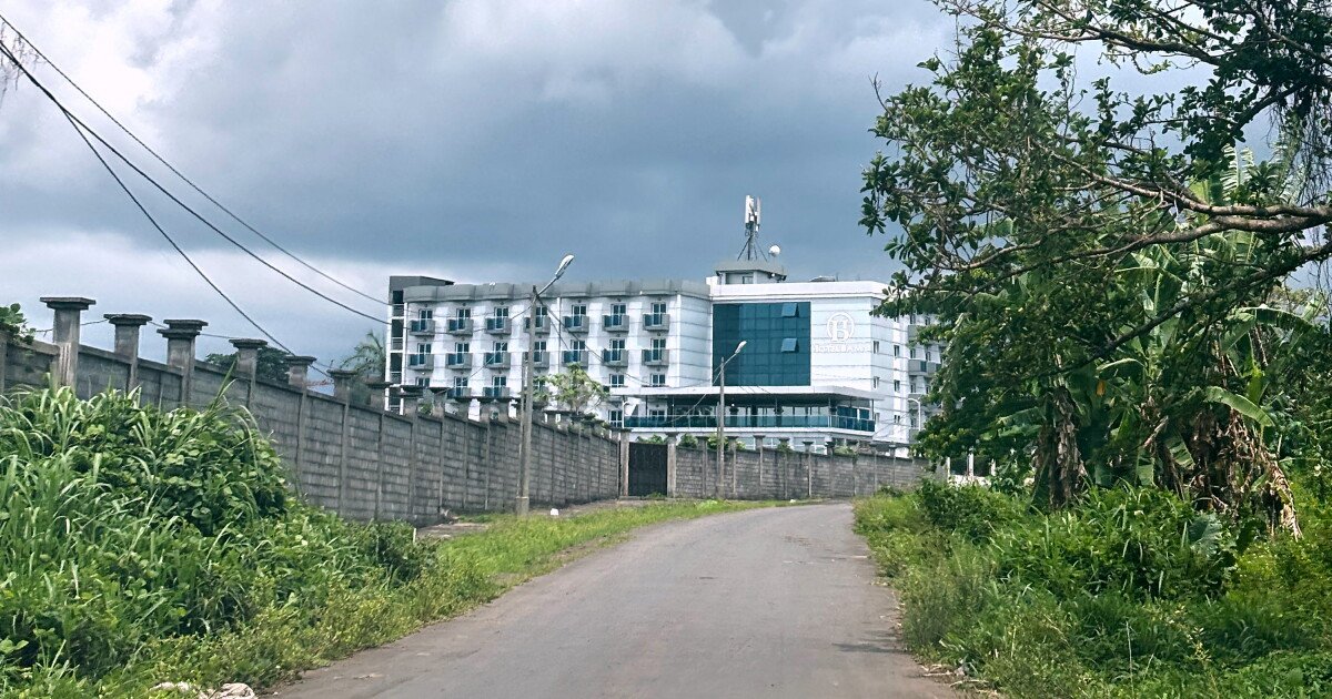 Lawyers say Equatorial Guinea police beat men deported by United States