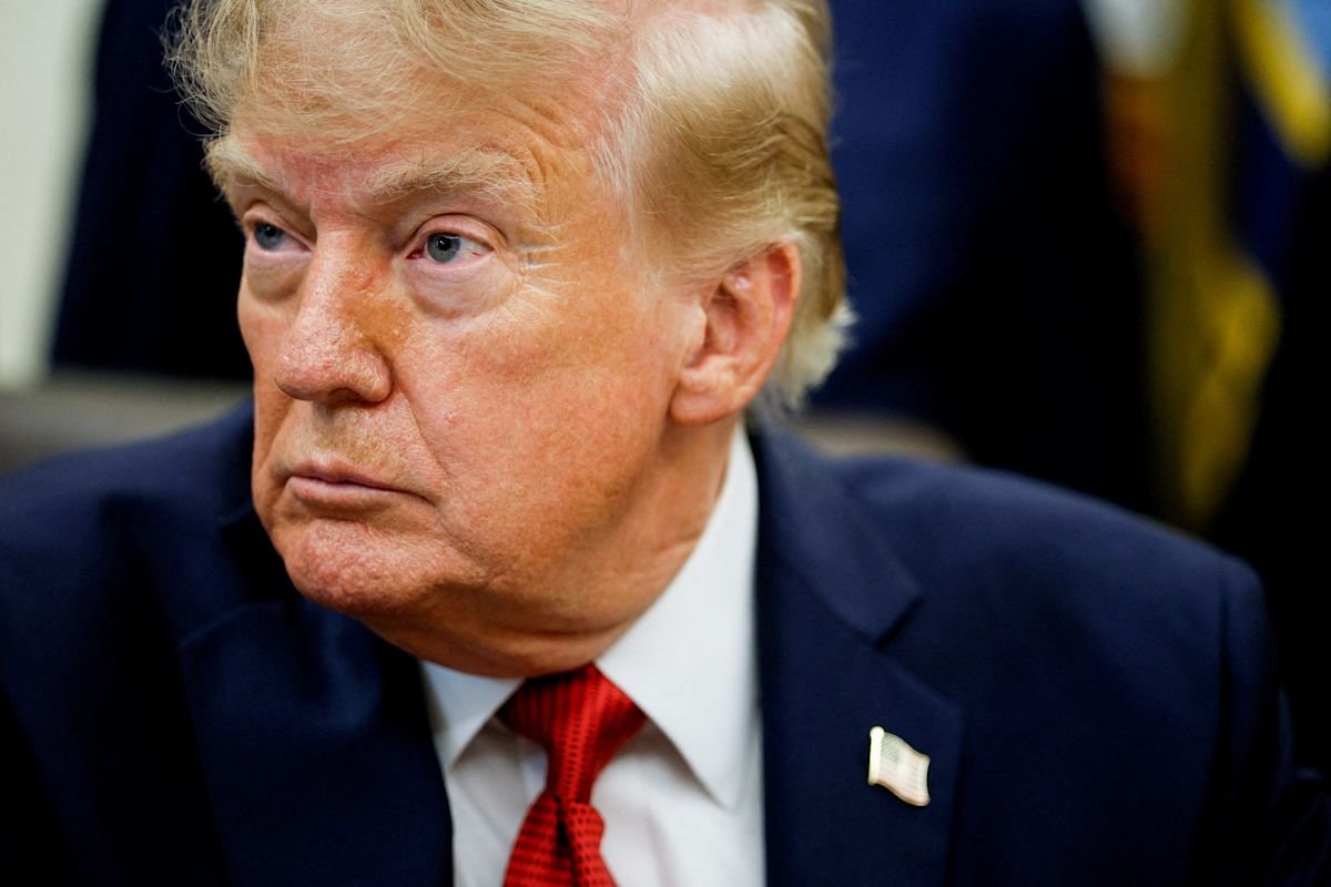 Trump 'deciding' whether to 'blow the entire nation up' in Iran threat