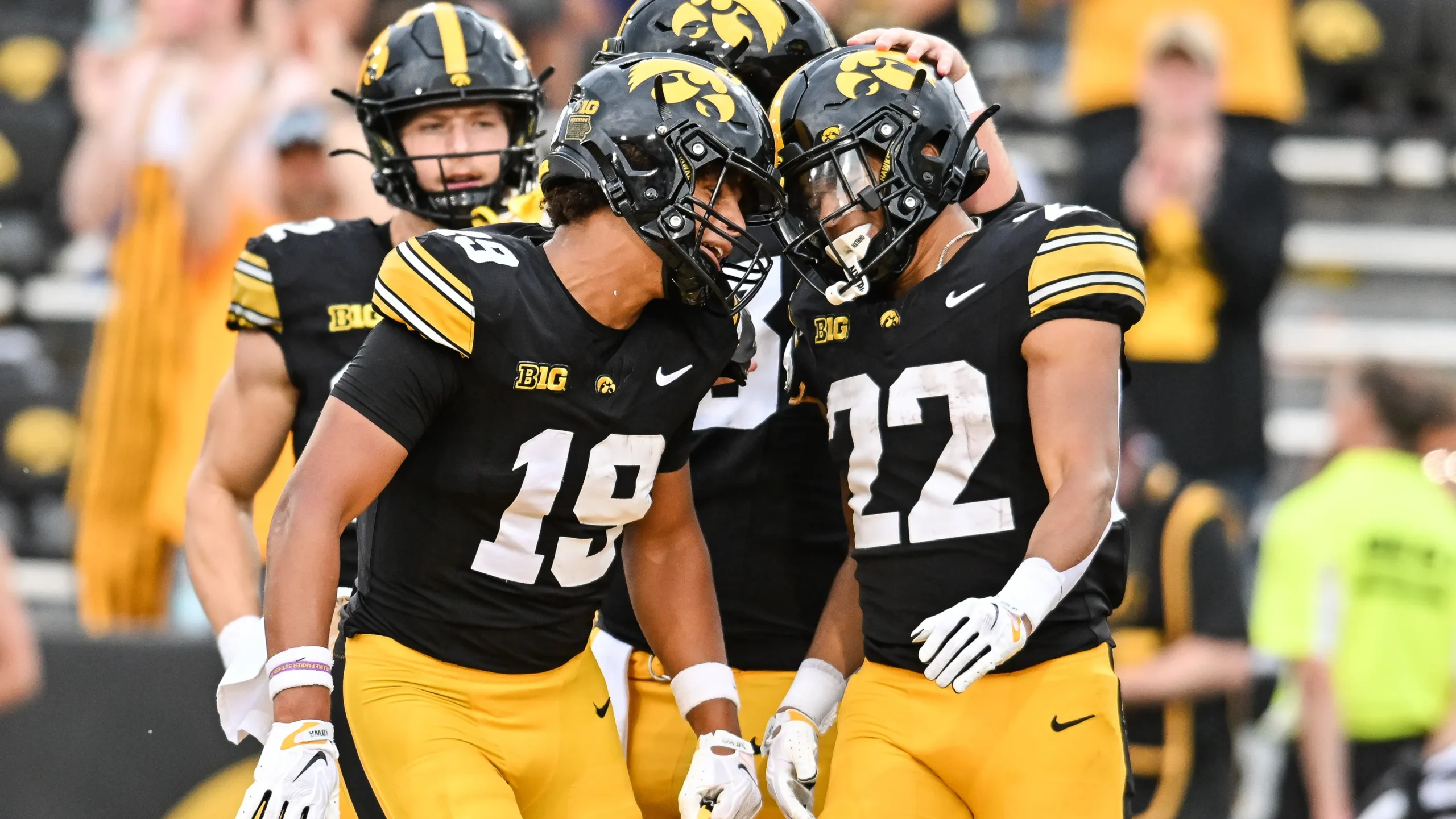 Iowa football ascends in latest USA TODAY Sports 1-138 Re-Rank
