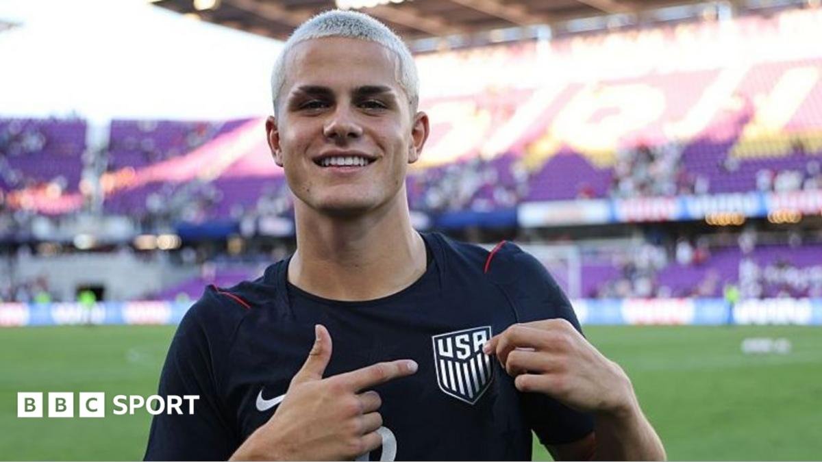 Cavan Sullivan playing for the United States