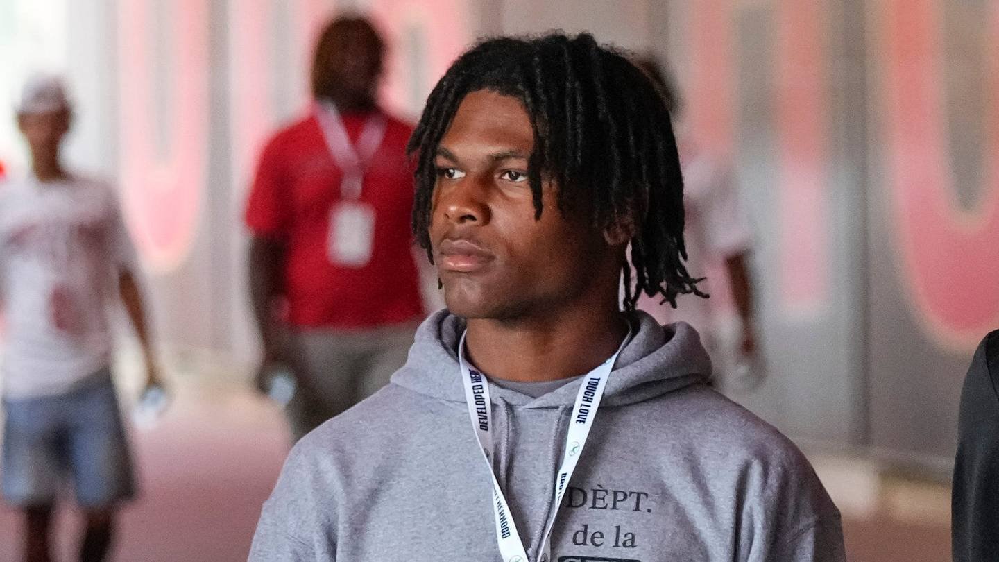 One USC Freshman Receiver Who Shined Despite Trojans' Loss to Oregon