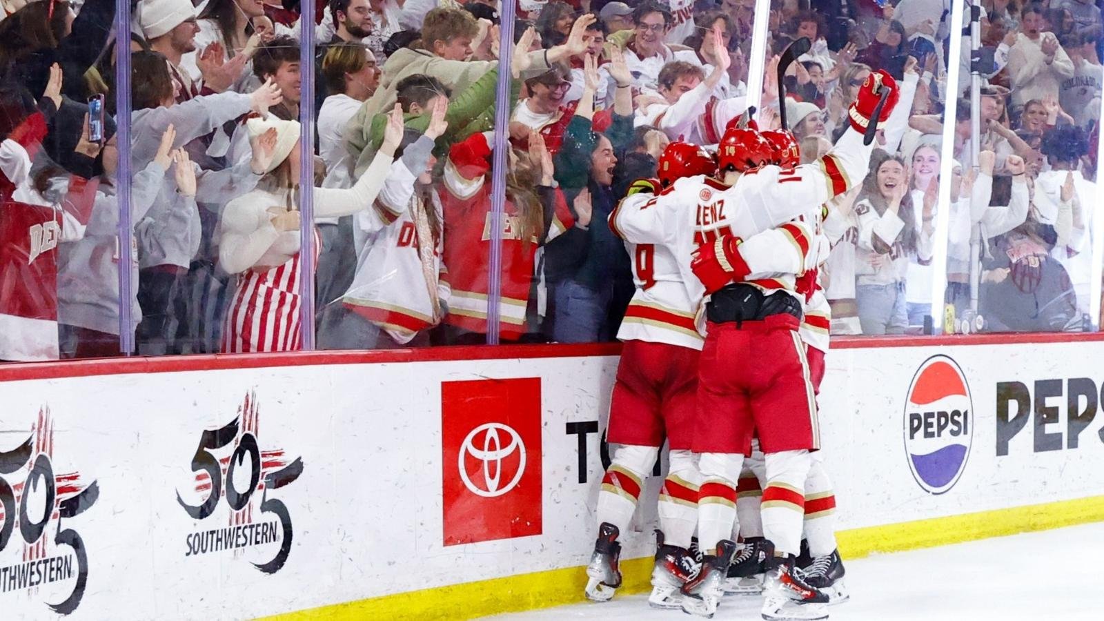 DU Hockey Ranked No. 1 in USA Hockey Preseason Poll