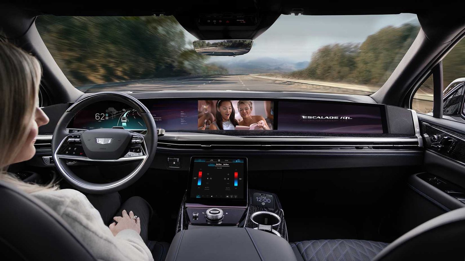 2028 Cadillac Escalade IQ Eyes-Off (2)