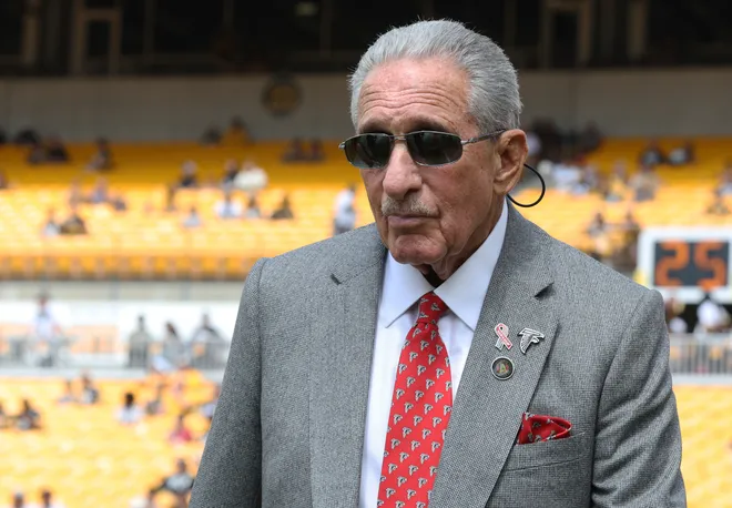Sep 13, 2026; Pittsburgh, Pennsylvania, USA;  Atlanta Falcons owner Arthur M. Blank on the field before the game against the Pittsburgh Steelers at Acrisure Stadium.  Mandatory Credit: Charles LeClaire-Imagn Images