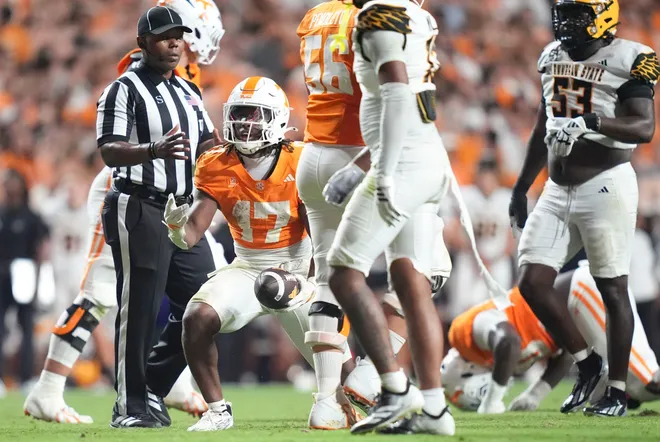 Tennessee running back Daune Morris (17) celebrates on the field during a game between Tennessee and Kennesaw State at Neyland Stadium in Knoxville, Tennessee on Sept. 19, 2026.