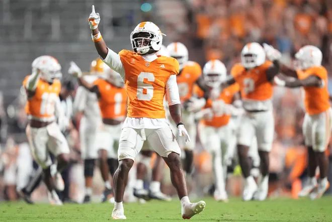 Sept. 19, 2026; Knoxville, Tennessee; Tennessee defensive back Qua Moss (6) celebrates a turnover during a game between Tennessee and Kennesaw State at Neyland Stadium in Knoxville, Tennessee on Sept. 19, 2026.