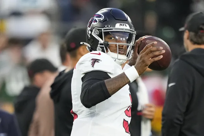 Sep 24, 2026; Green Bay, Wisconsin, USA;  Atlanta Falcons quarterback Michael Penix Jr. (9) warms up prior to the during the first half against the Green Bay Packers at Lambeau Field.  Mandatory Credit: Jeff Hanisch-Imagn Images