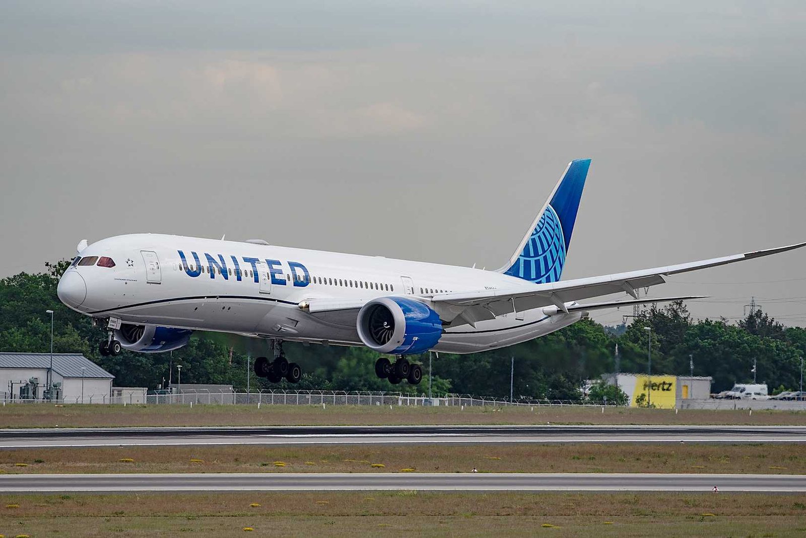 United Airlines Boeing 787-9 Vytautas Kielaitis