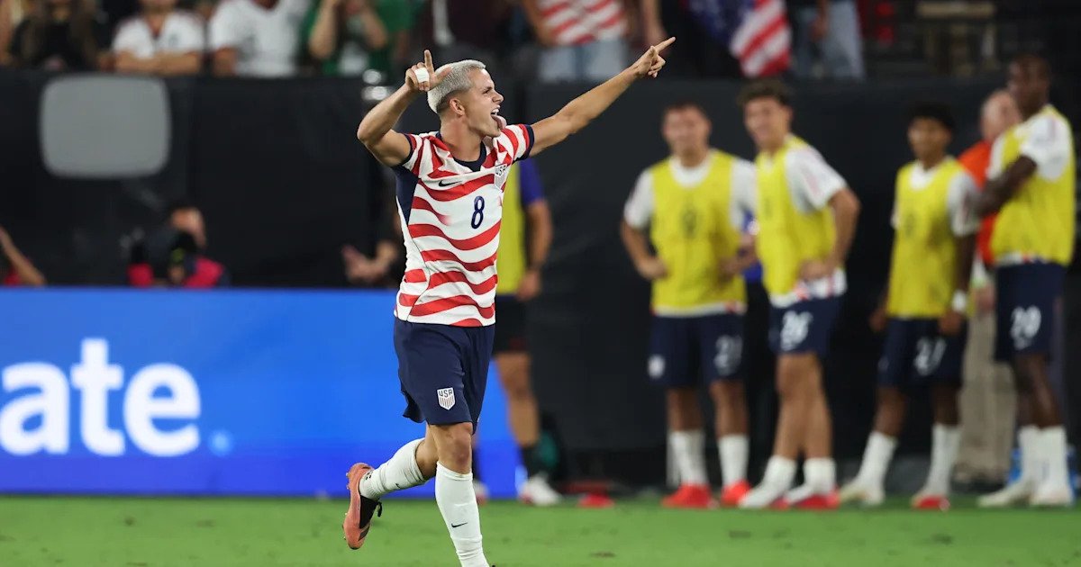 Cavan Sullivan becomes youngest USMNT scorer ever with Mexico strike