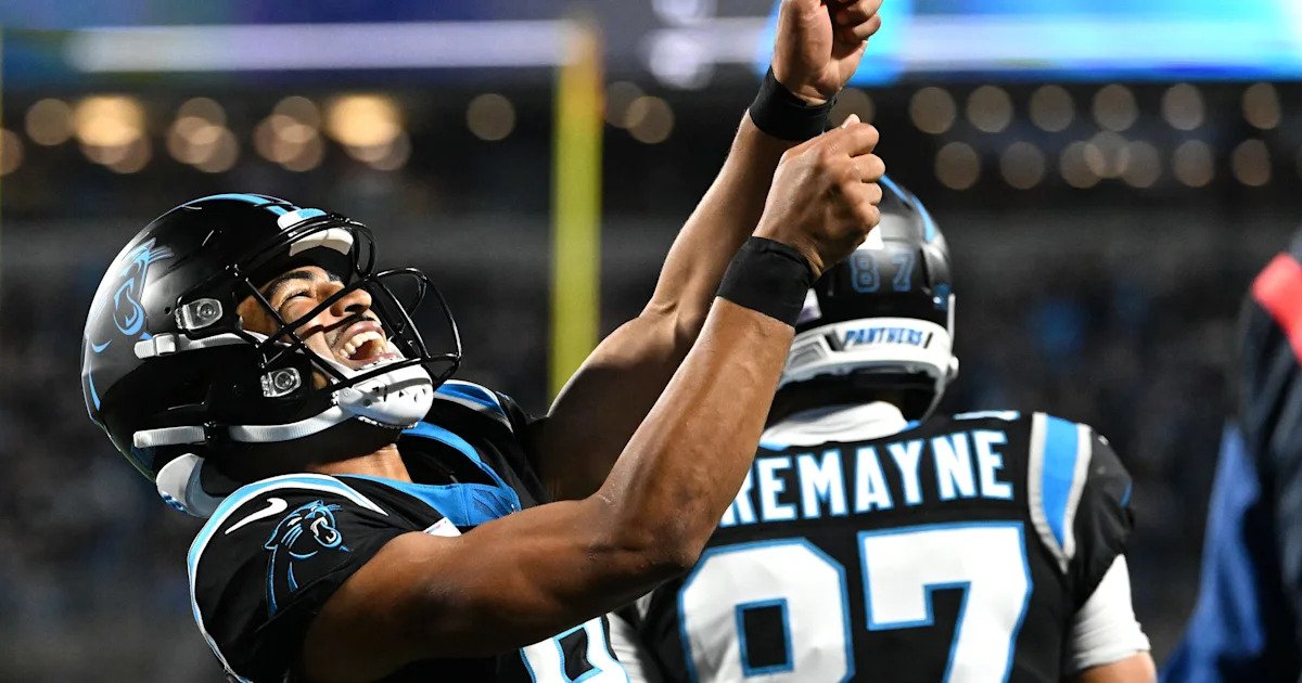 Bryce Young carves up Detroit's secondary on Sunday night